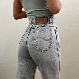 Vintage 1980/90s Lee Acid Wash High Waist Mom Jeans